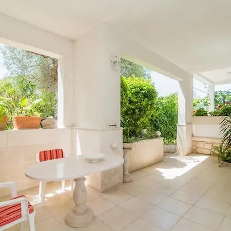 Vrandecic - Two Bedroom With Garden Terrace Apartman
